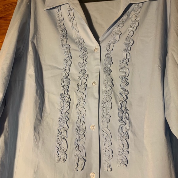 Valerie Stevens Ruffle Front Top - Picture 3 of 4